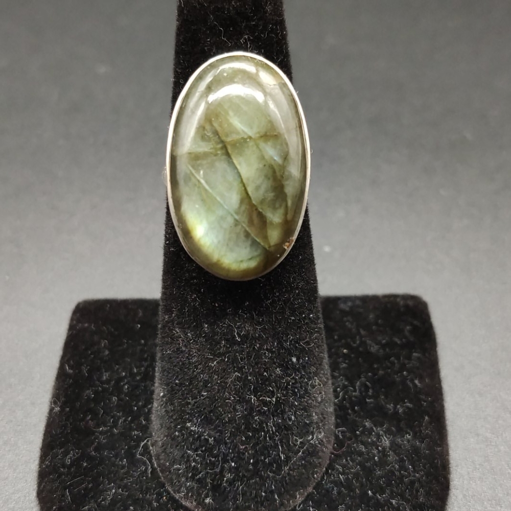 Labradorite Silver Ring 💎